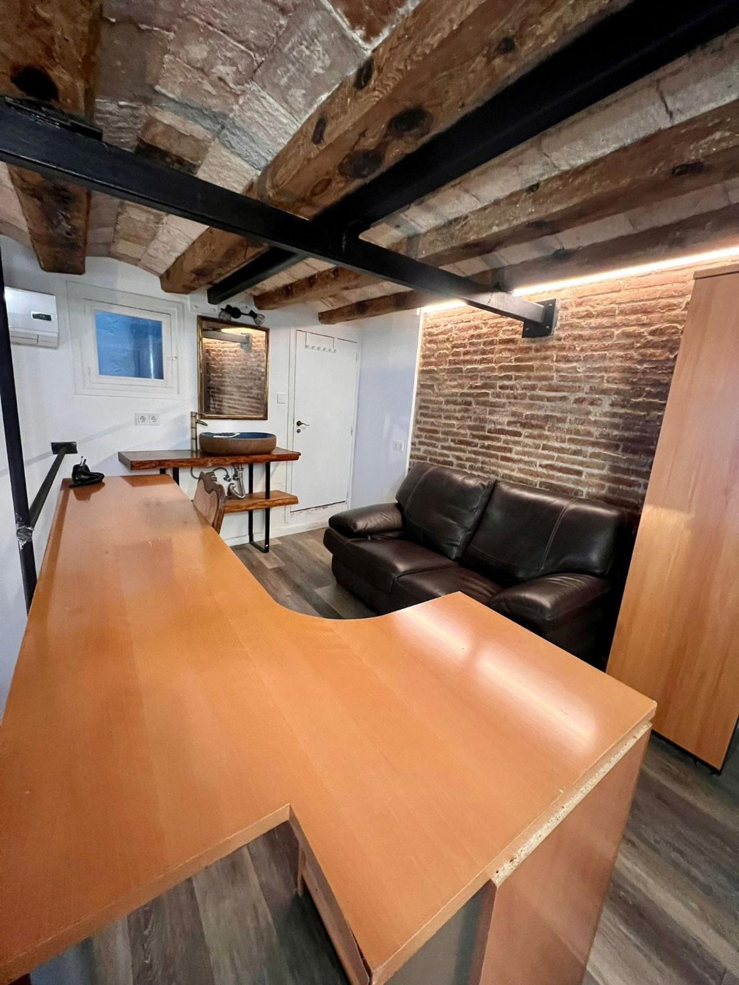 Habitacion Para Grupos Hasta 8 En Plena Rambla De Cataluna Barcelona Bagian luar foto