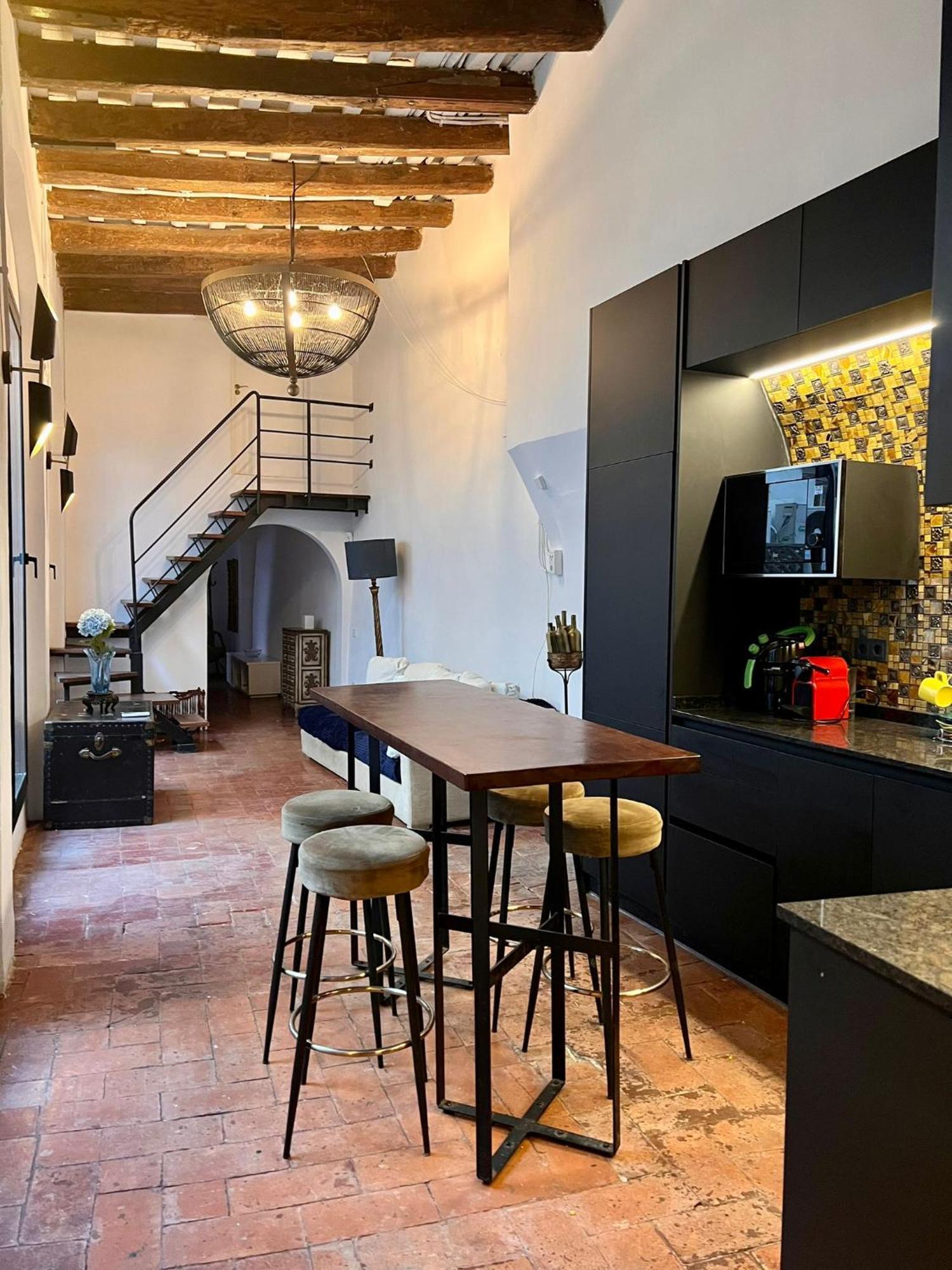 Habitacion Para Grupos Hasta 8 En Plena Rambla De Cataluna Barcelona Bagian luar foto