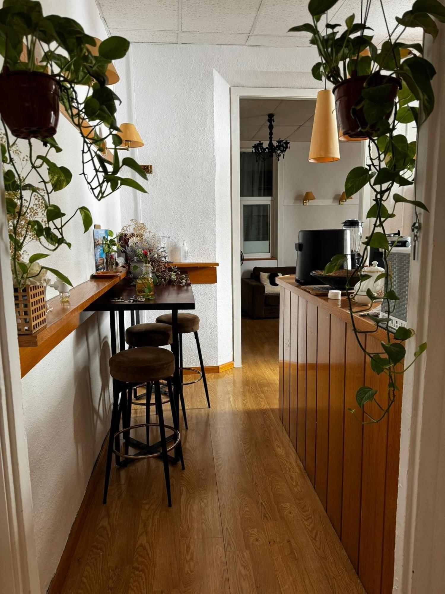 Habitacion Para Grupos Hasta 8 En Plena Rambla De Cataluna Barcelona Bagian luar foto