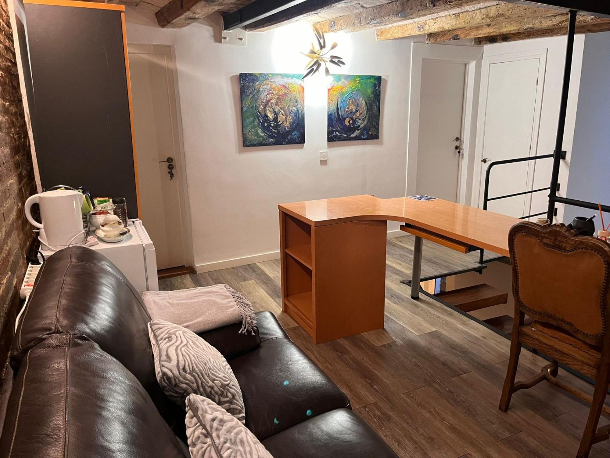 Habitacion Para Grupos Hasta 8 En Plena Rambla De Cataluna Barcelona Bagian luar foto