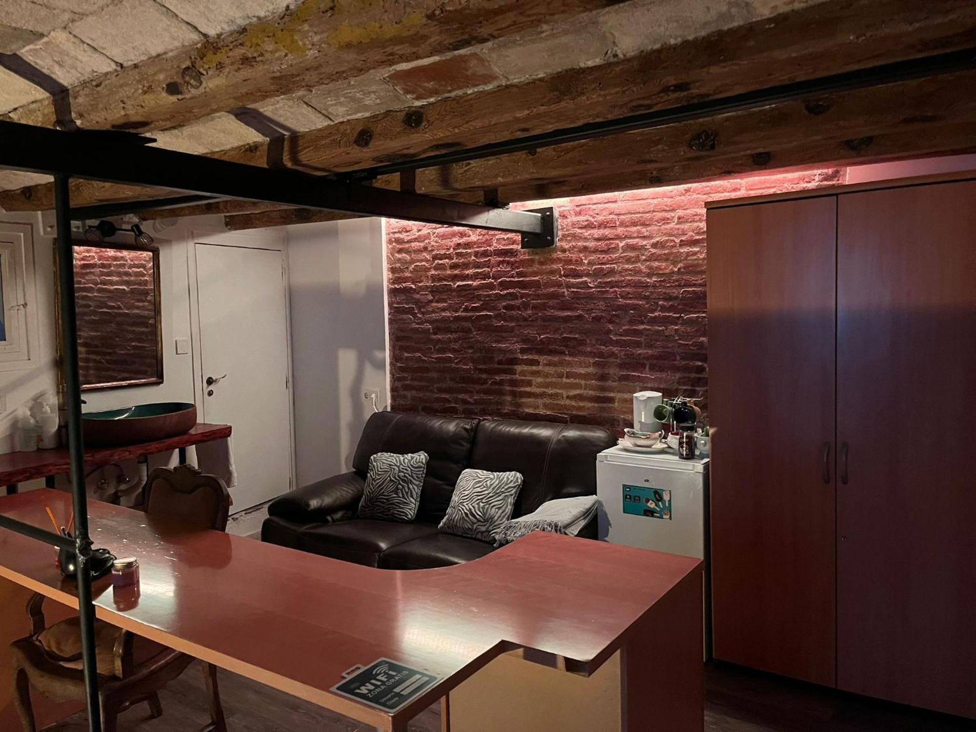 Habitacion Para Grupos Hasta 8 En Plena Rambla De Cataluna Barcelona Bagian luar foto